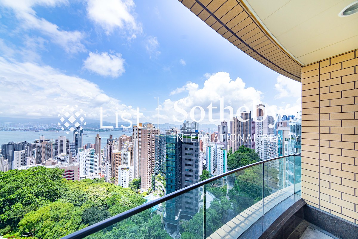 1 Po Shan Road 寶珊道1號 | Balcony off Living Room