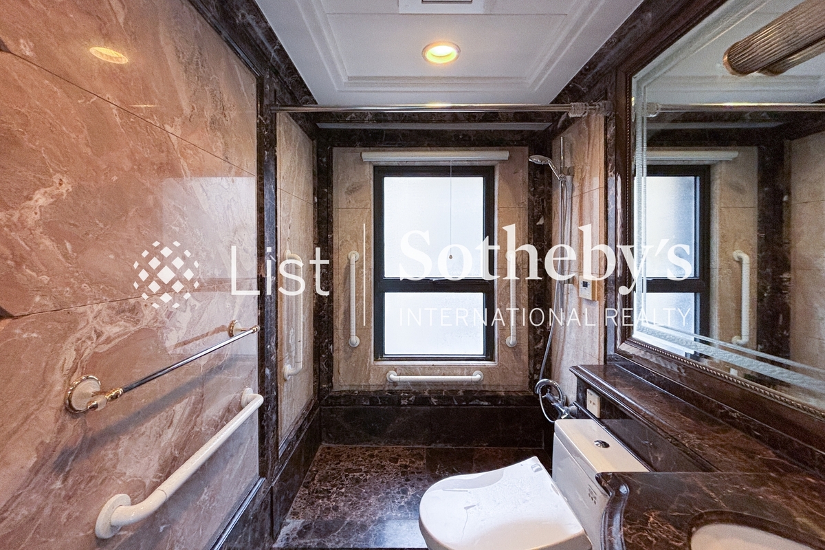 1 Po Shan Road 寶珊道1號 | Master Bathroom