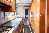 1 Po Shan Road 寶珊道1號 | Kitchen