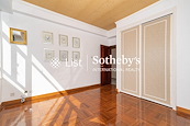 Hatton Place 杏彤苑 | Built-in Wardrobe in Master Bedroom