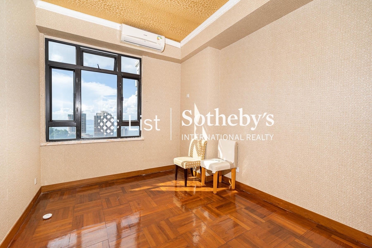 Hatton Place 杏彤苑 | Third Bedroom