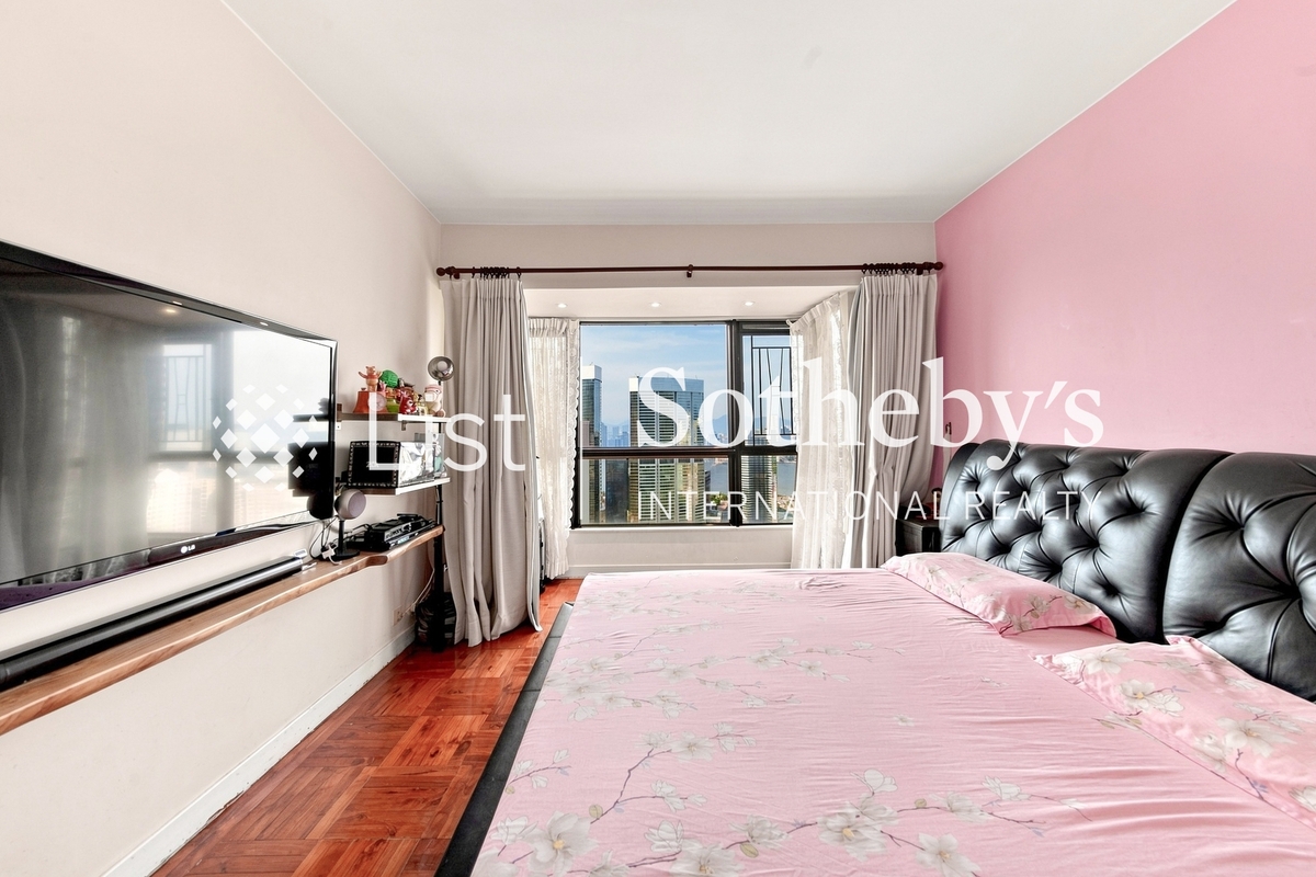 Hong Villa 峰景花园 | Master Bedroom