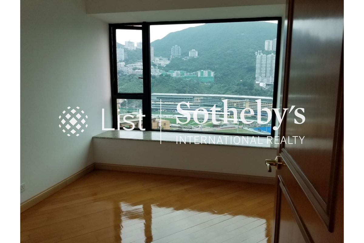The Leighton Hill 禮頓山 | First Bedroom