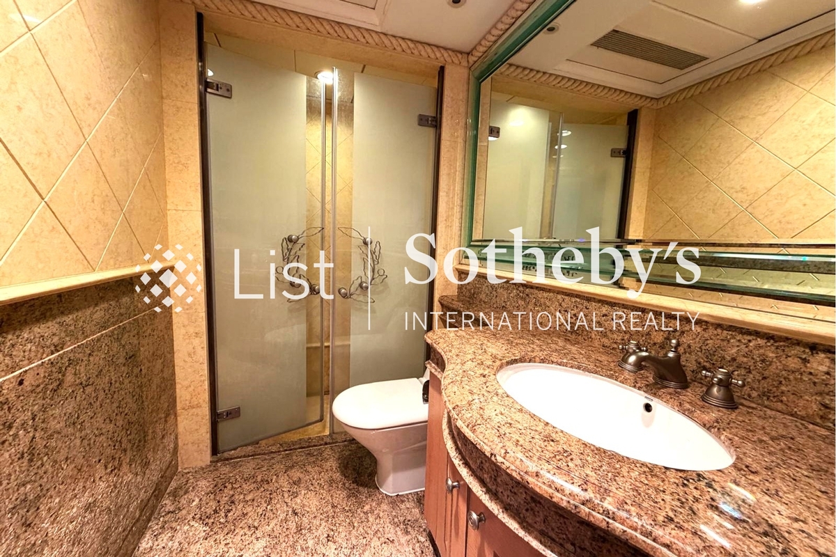 The Leighton Hill 禮頓山 | Guest Bathroom
