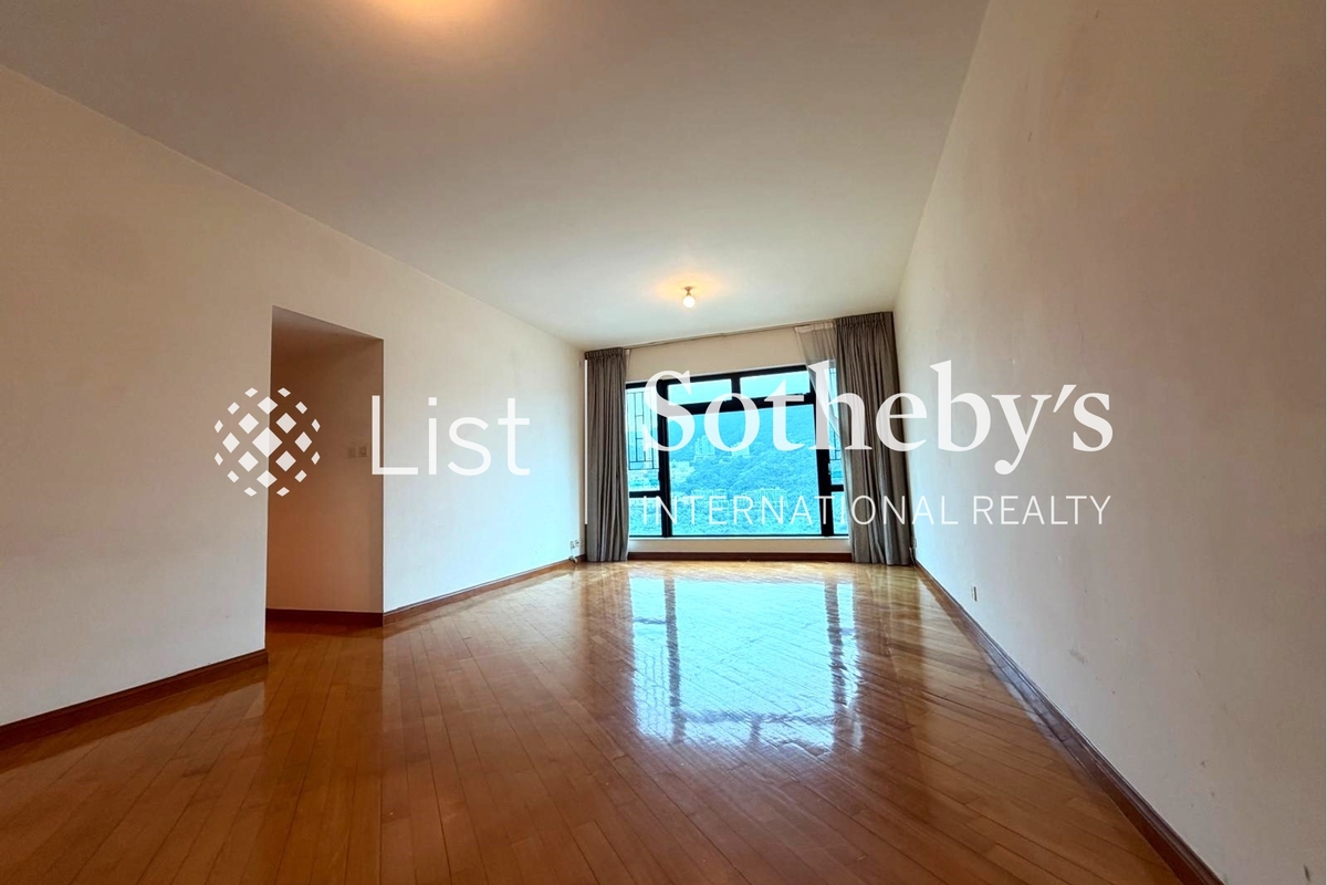 The Leighton Hill 禮頓山 | Living and Dining Room