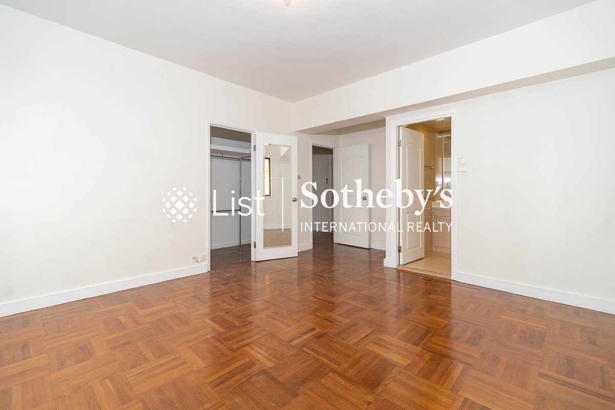 Po Shan Mansions 寶城大廈 | Master Bedroom