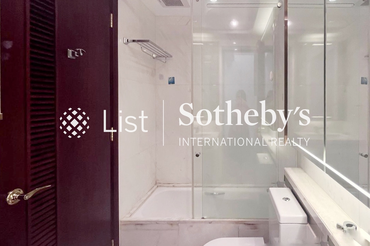 Cluny Park Cluny Park | Guest Bathroom