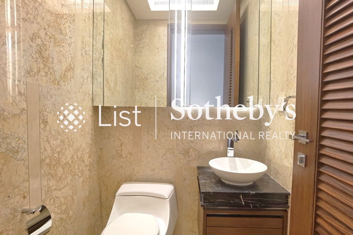 No. 55 Conduit Road 璈珀 | Guest Powder Room