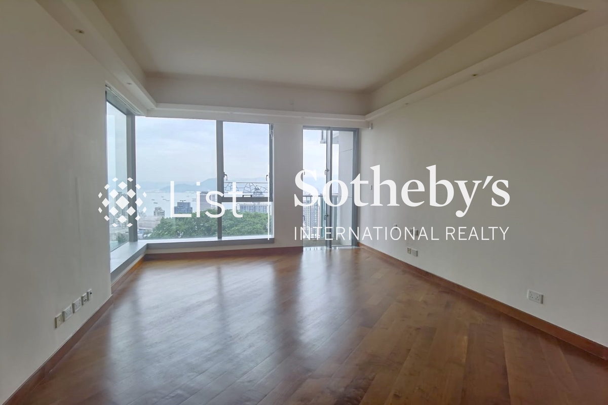 No. 55 Conduit Road 璈珀 | Master Bedroom