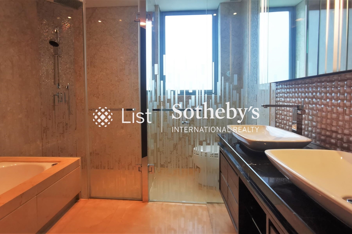 No. 55 Conduit Road 璈珀 | Master Bathroom