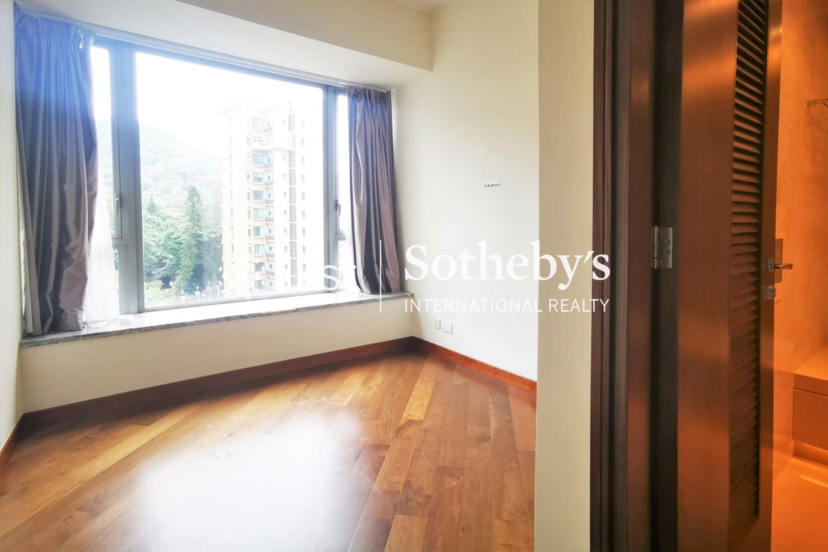 No. 55 Conduit Road 璈珀 | Second En-suite Bedroom