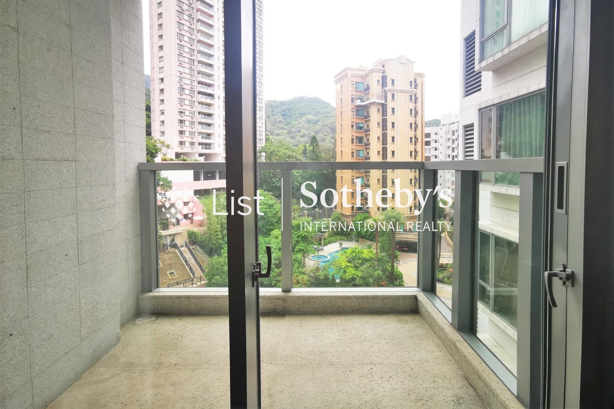 No. 55 Conduit Road 璈珀 | Balcony off Living and Dining Room