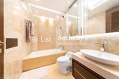 No. 55 Conduit Road 璈珀 | Second En-suite Bathroom