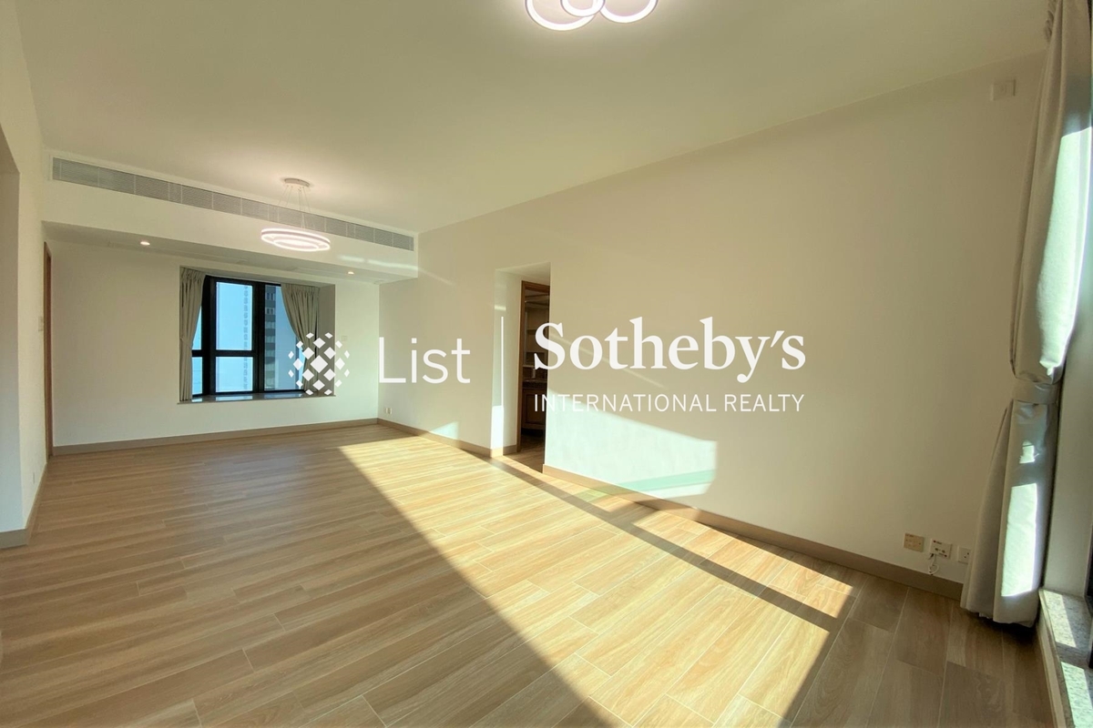 The Leighton Hill 禮頓山 | Living and Dining Room