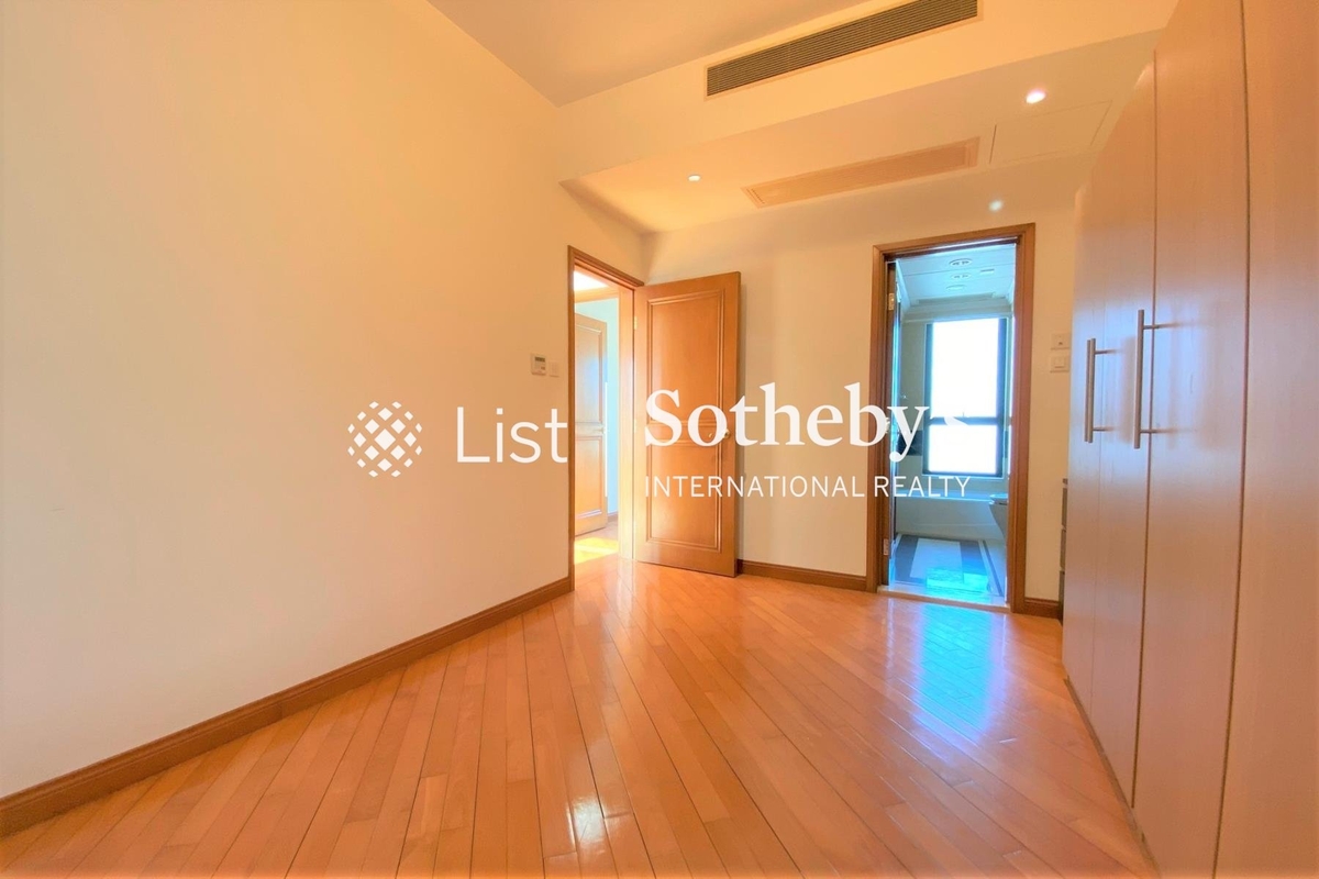 The Leighton Hill 禮頓山 | Master Bedroom