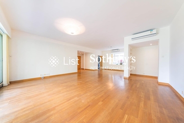 Brewin Court 明雅園 | 