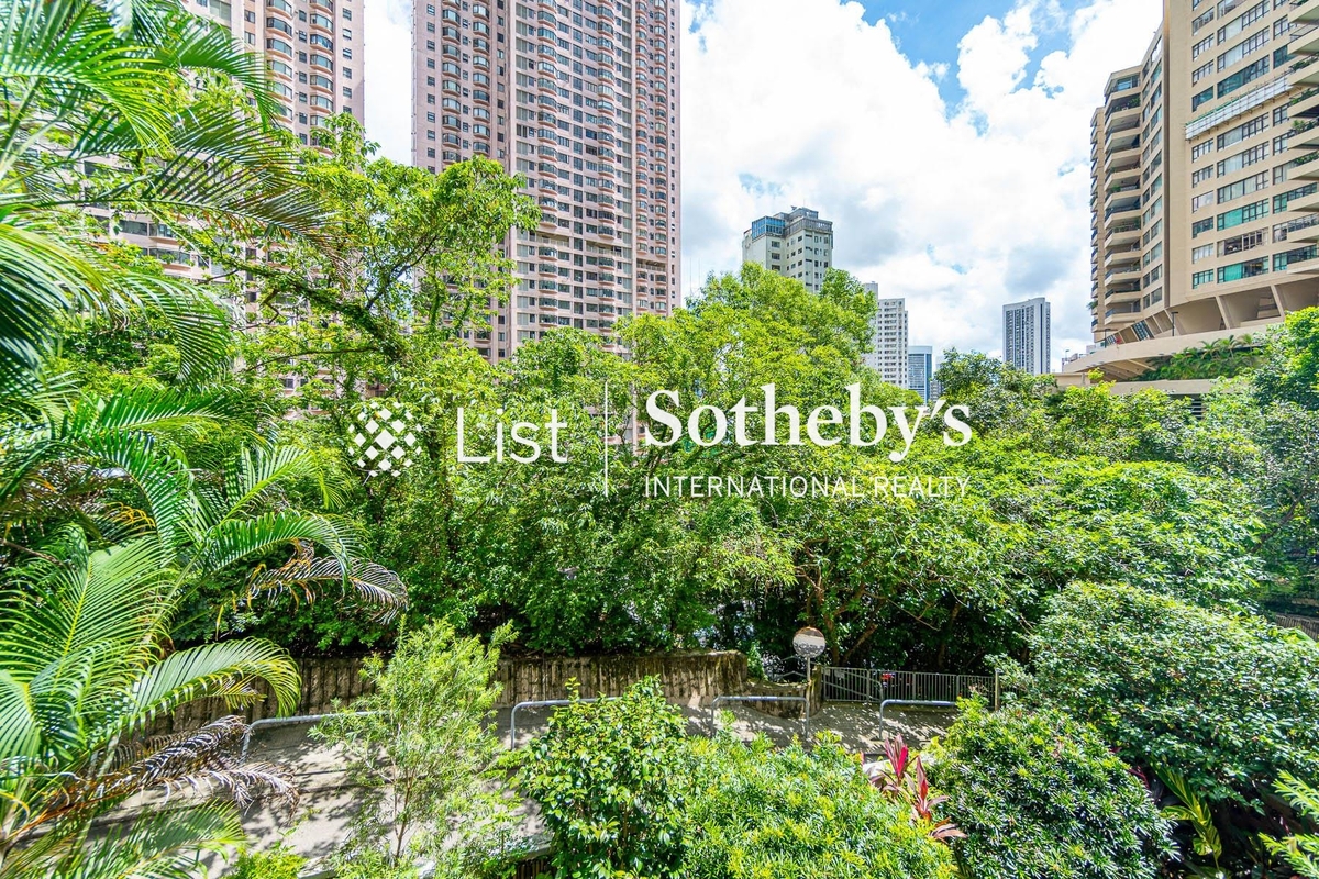 Brewin Court 明雅園 | View from Balcony