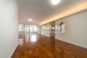 Brewin Court 明雅園 | Living and Dining Room