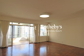 Brewin Court 明雅園 | Living and Dining Room