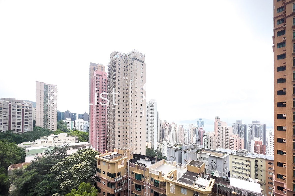 Realty Gardens 联邦花园 | View from Living and Dining Room