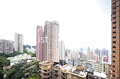 Realty Gardens 聯邦花園 | View from Living and Dining Room
