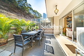 Realty Gardens 聯邦花園 | Private Terrace off Living and Dining Room