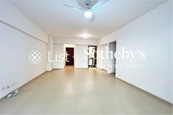 Realty Gardens 聯邦花園 | Living and Dining Room