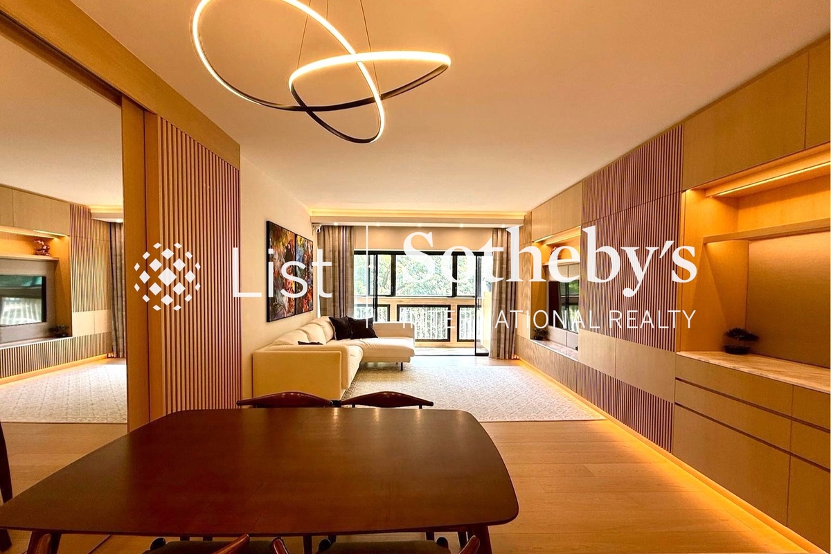 Realty Gardens 聯邦花園 | Living and Dining room