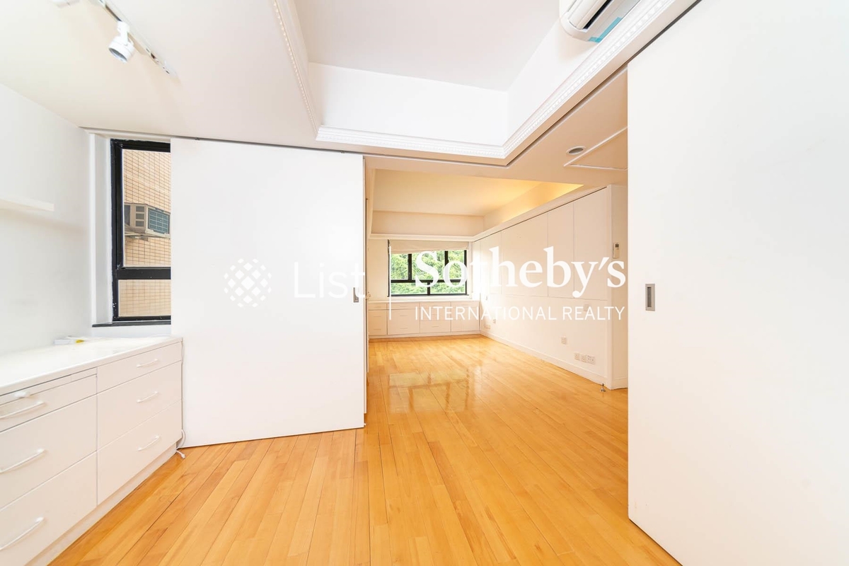 Realty Gardens 聯邦花園 | Second Bedroom