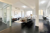 Realty Gardens 聯邦花園 | Living and Dining Room
