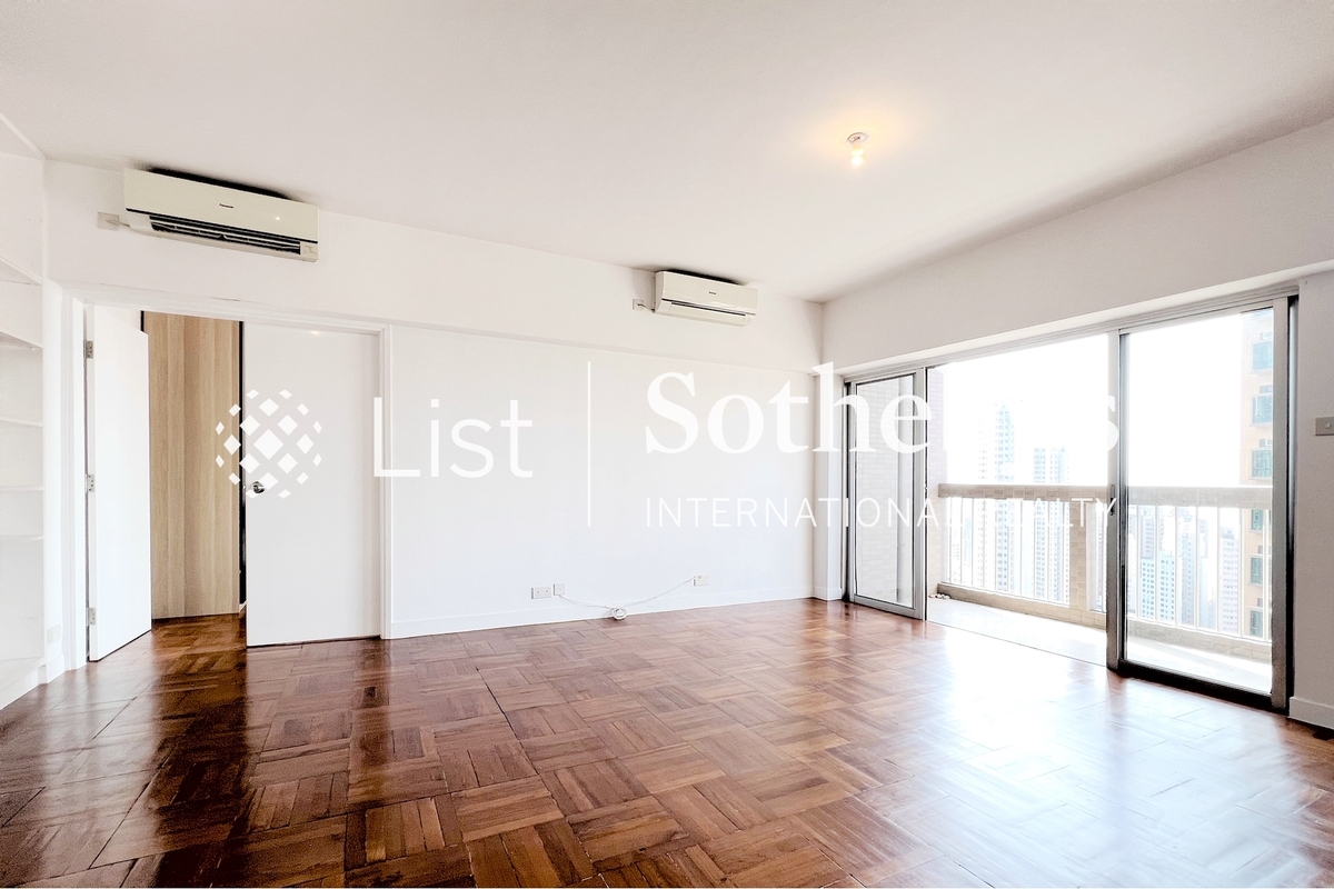 Realty Gardens 联邦花园 | Living and Dining Room