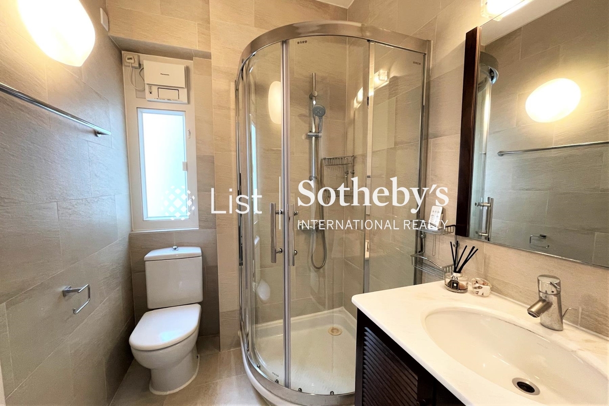 Realty Gardens 聯邦花園 | Guest Bathroom