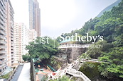 Realty Gardens 聯邦花園 | View from Living and Dining Room