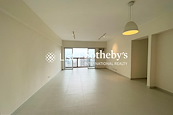 Realty Gardens 聯邦花園 | Living and Dining Room
