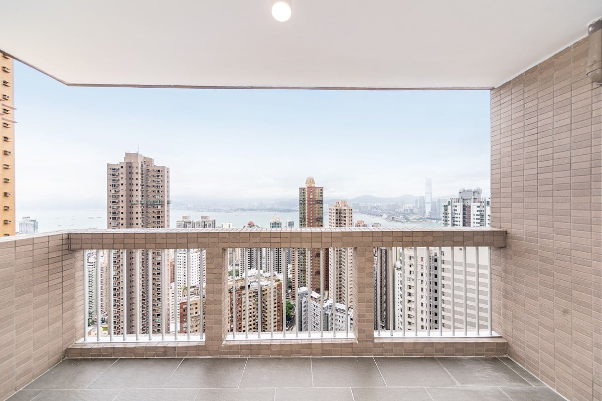 Realty Gardens 联邦花园 | Balcony off Living and Dining Room