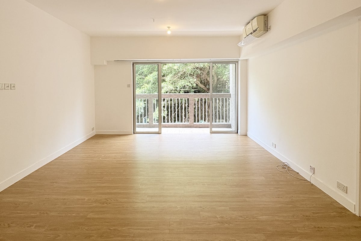 Realty Gardens 聯邦花園 | Living and Dining Room