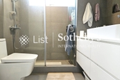 Conway Mansion 康威園 | Master Bathroom
