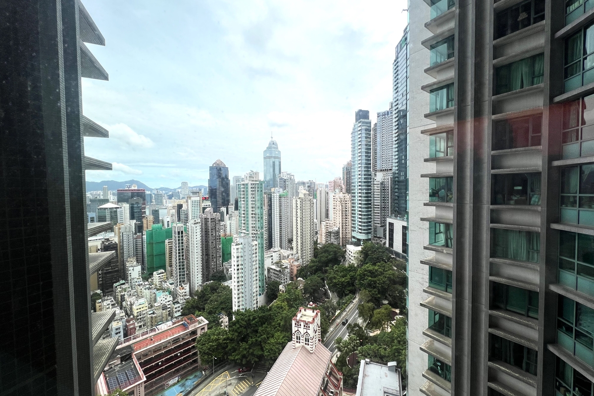 80 Robinson Road 羅便臣道80號 | View from Living Room