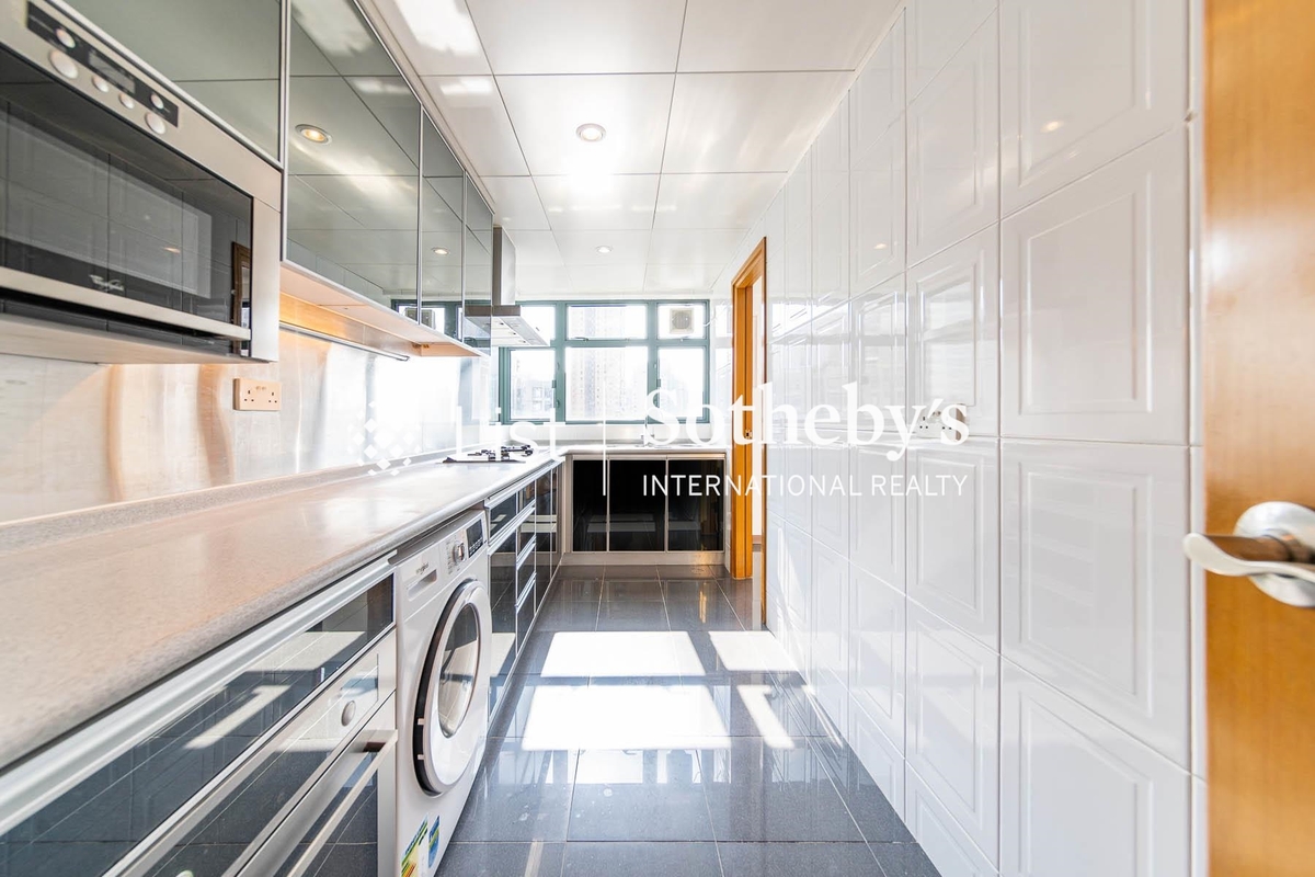 80 Robinson Road 罗便臣道80号 | Kitchen