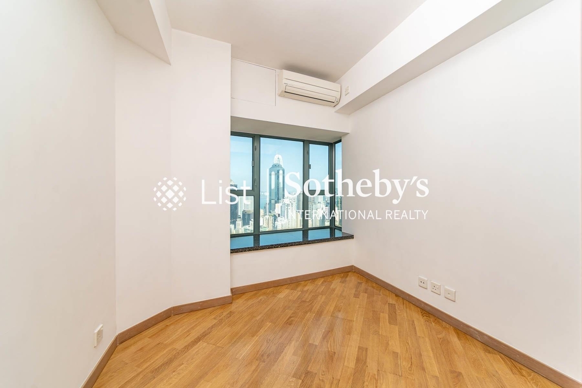 80 Robinson Road 罗便臣道80号 | Master Bedroom