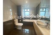 80 Robinson Road 羅便臣道80號 | Master Bathroom