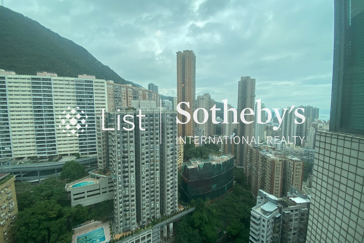 80 Robinson Road 罗便臣道80号 | View from Living and Dining Room