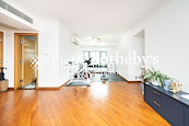 80 Robinson Road 罗便臣道80号 | Living and Dining Room