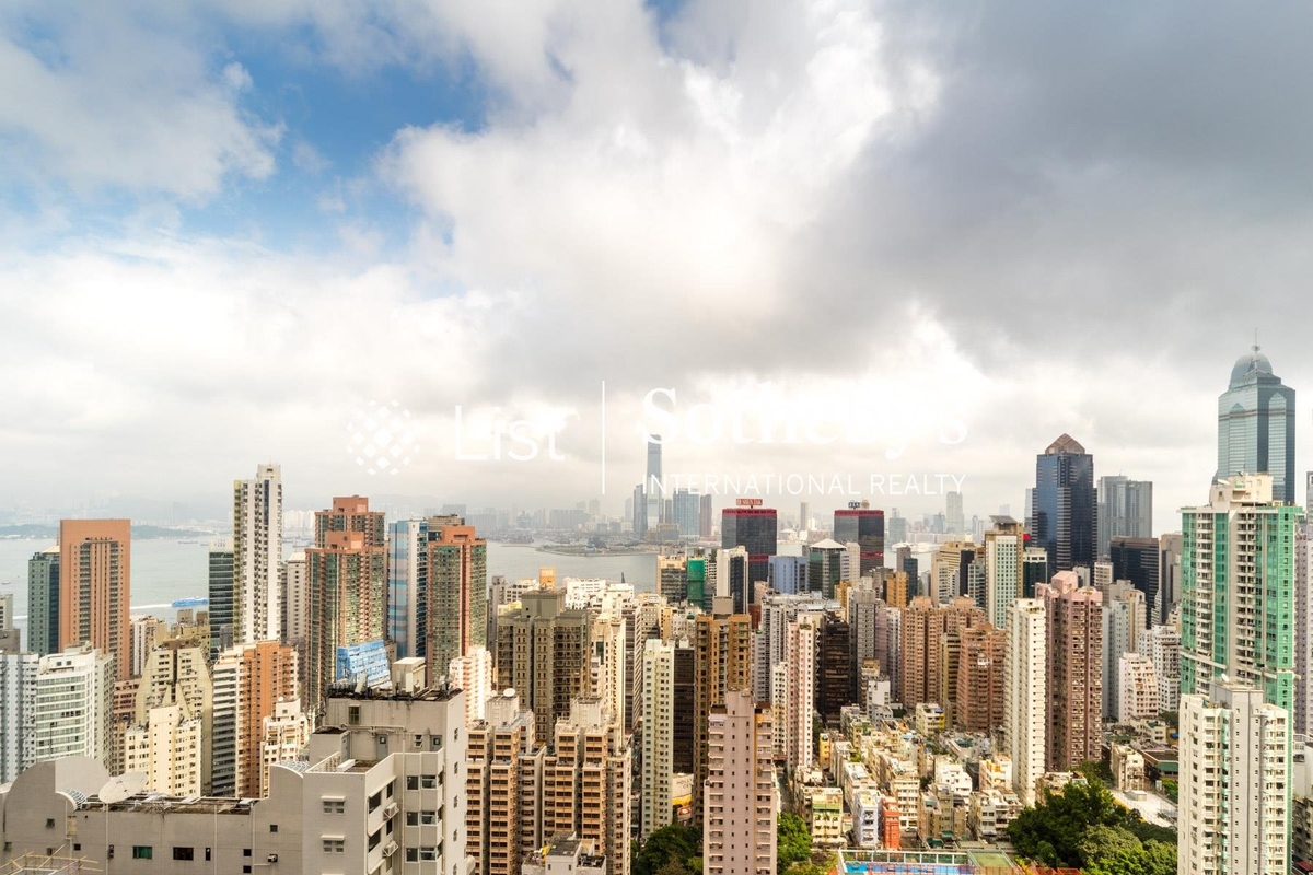 80 Robinson Road 羅便臣道80號 | View from Living and Dining Room