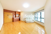 80 Robinson Road 羅便臣道80號 | Living and Dining Room