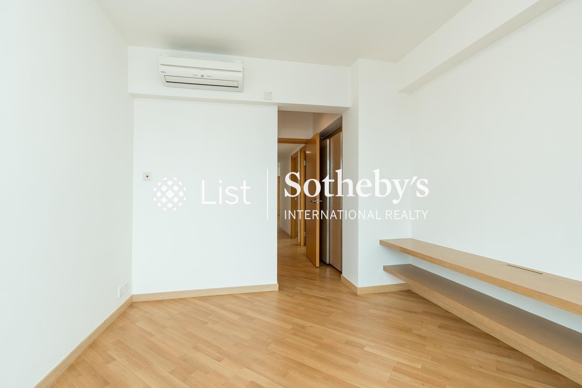 80 Robinson Road 羅便臣道80號 | Master Bedroom
