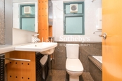 80 Robinson Road 羅便臣道80號 | Master Bathroom