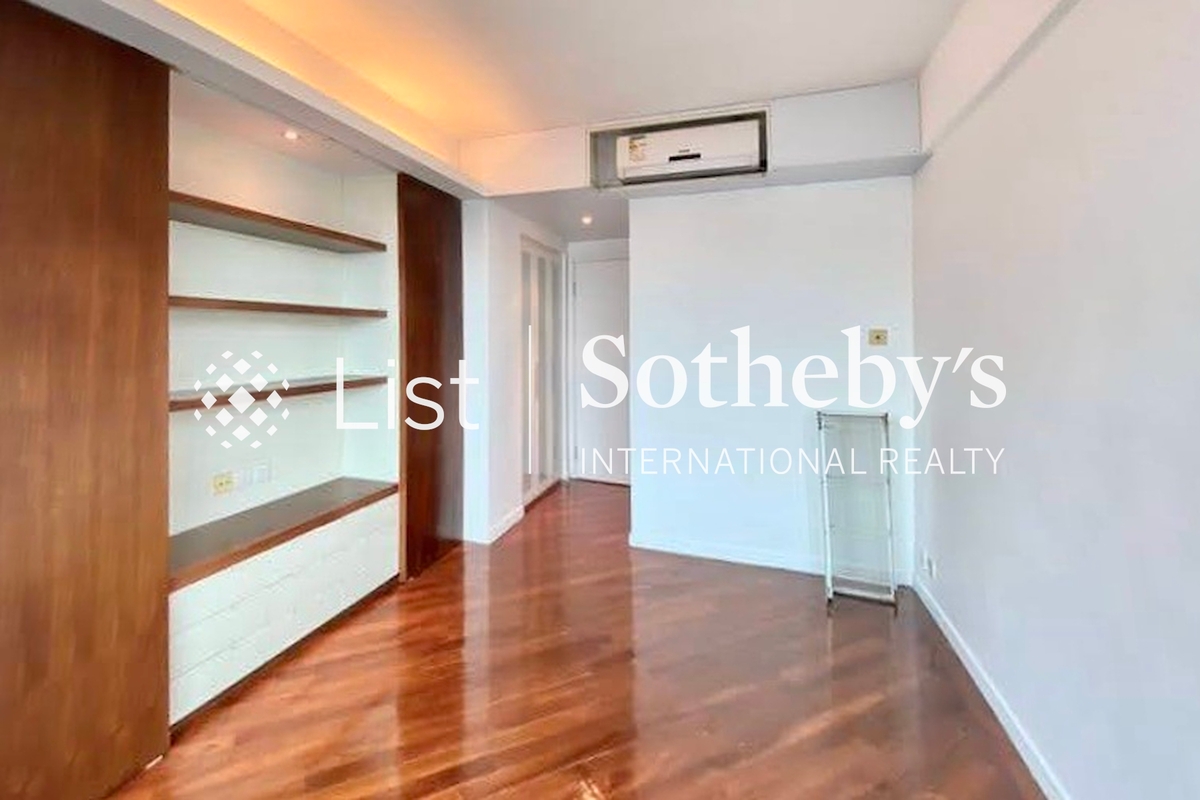 80 Robinson Road 罗便臣道80号 | Master Bedroom