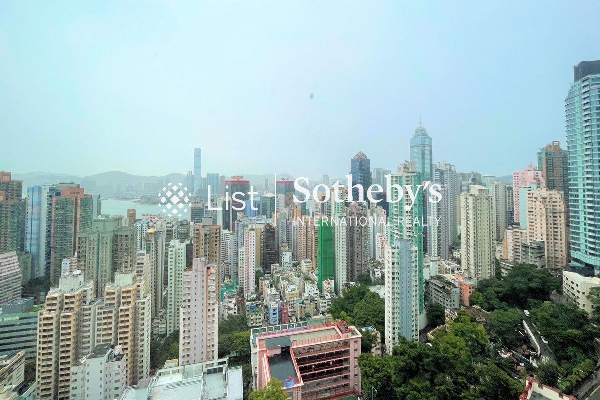 80 Robinson Road 羅便臣道80號 | View from Master Bedroom