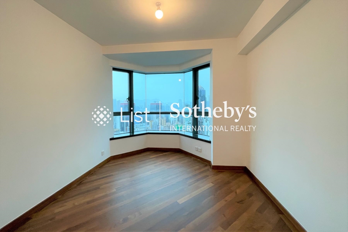 80 Robinson Road 羅便臣道80號 | Master Bedroom